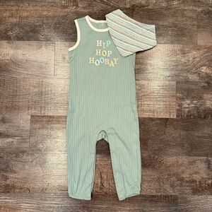 NEW Way To Celebrate Unisex PastelEaster Romper With Matching Bandana 24 Months